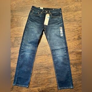 Levi's Dark Blue Straight Jeans size 31x32 NWT